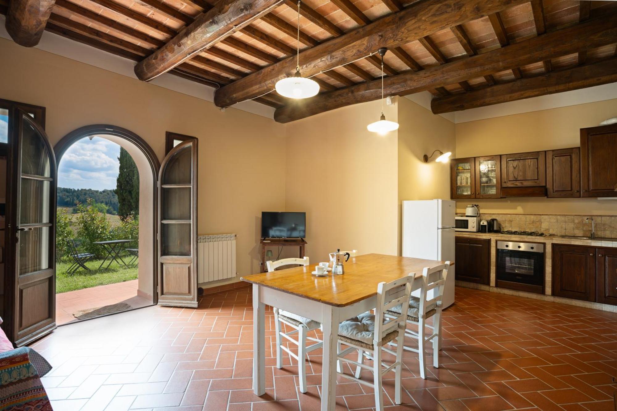 Agriturismo Castello Di Montauto 圣吉米纳诺 外观 照片