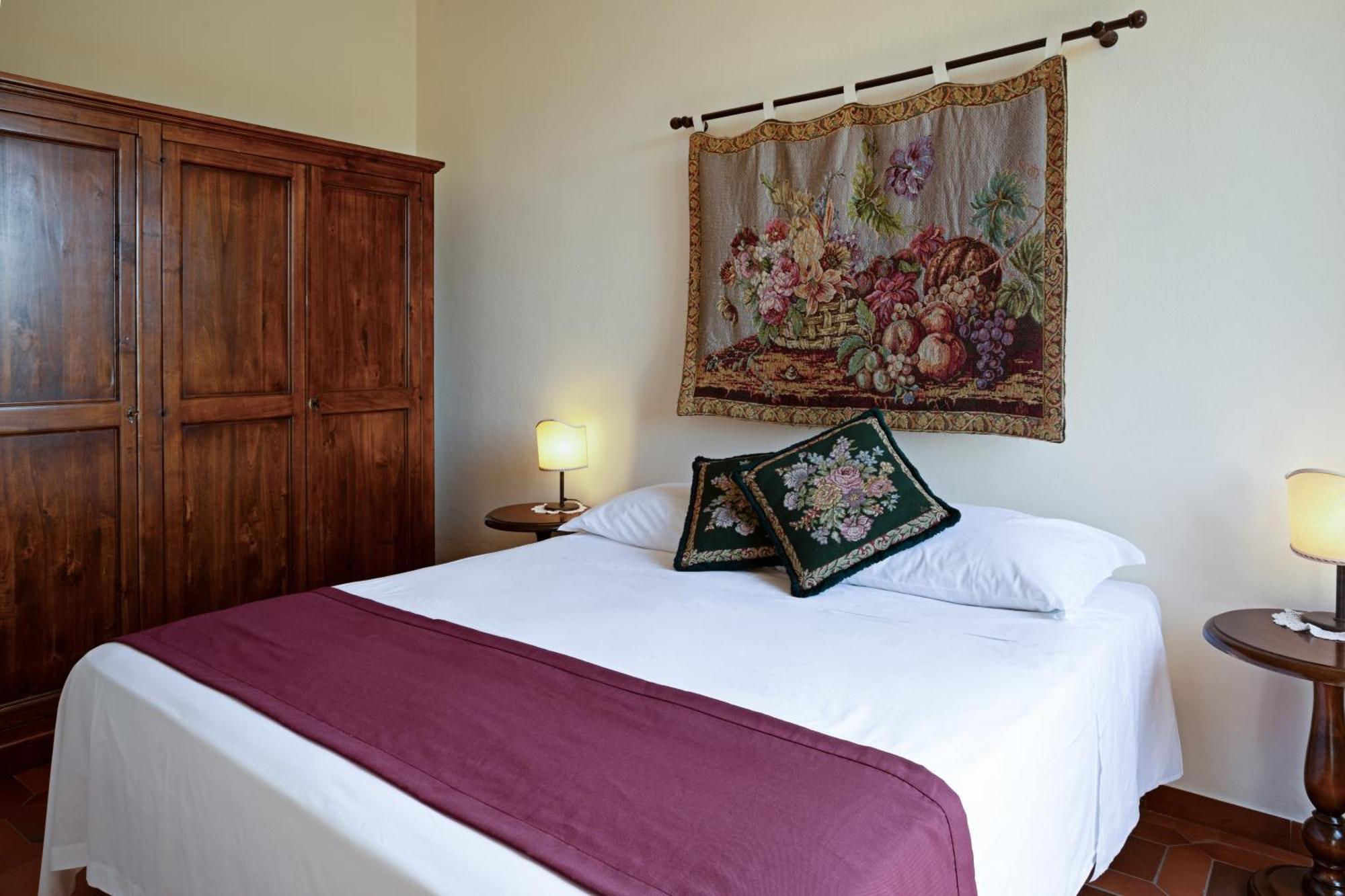 Agriturismo Castello Di Montauto 圣吉米纳诺 外观 照片