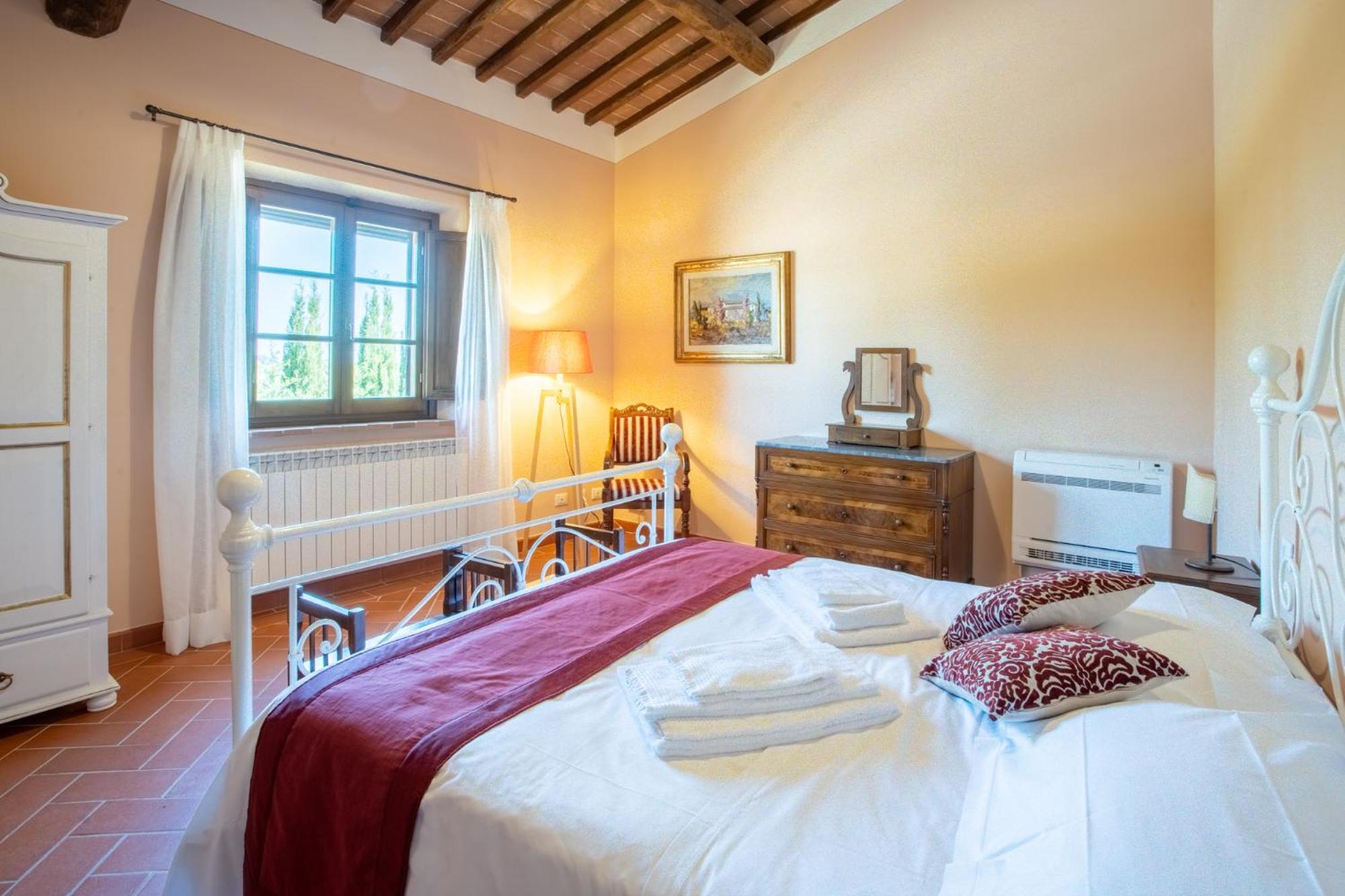 Agriturismo Castello Di Montauto 圣吉米纳诺 外观 照片